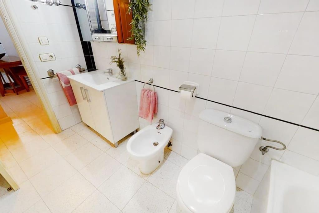 Cozy 2 Bed Apartment Playa De Los Locos Torrevieja Exterior foto